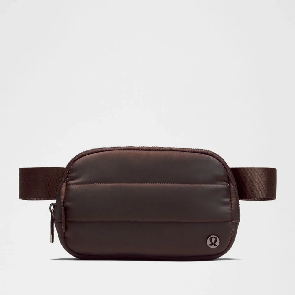 Lululemon Everywhere Belt Bag Wunder Puff Iridescent - Picture 1 of 12